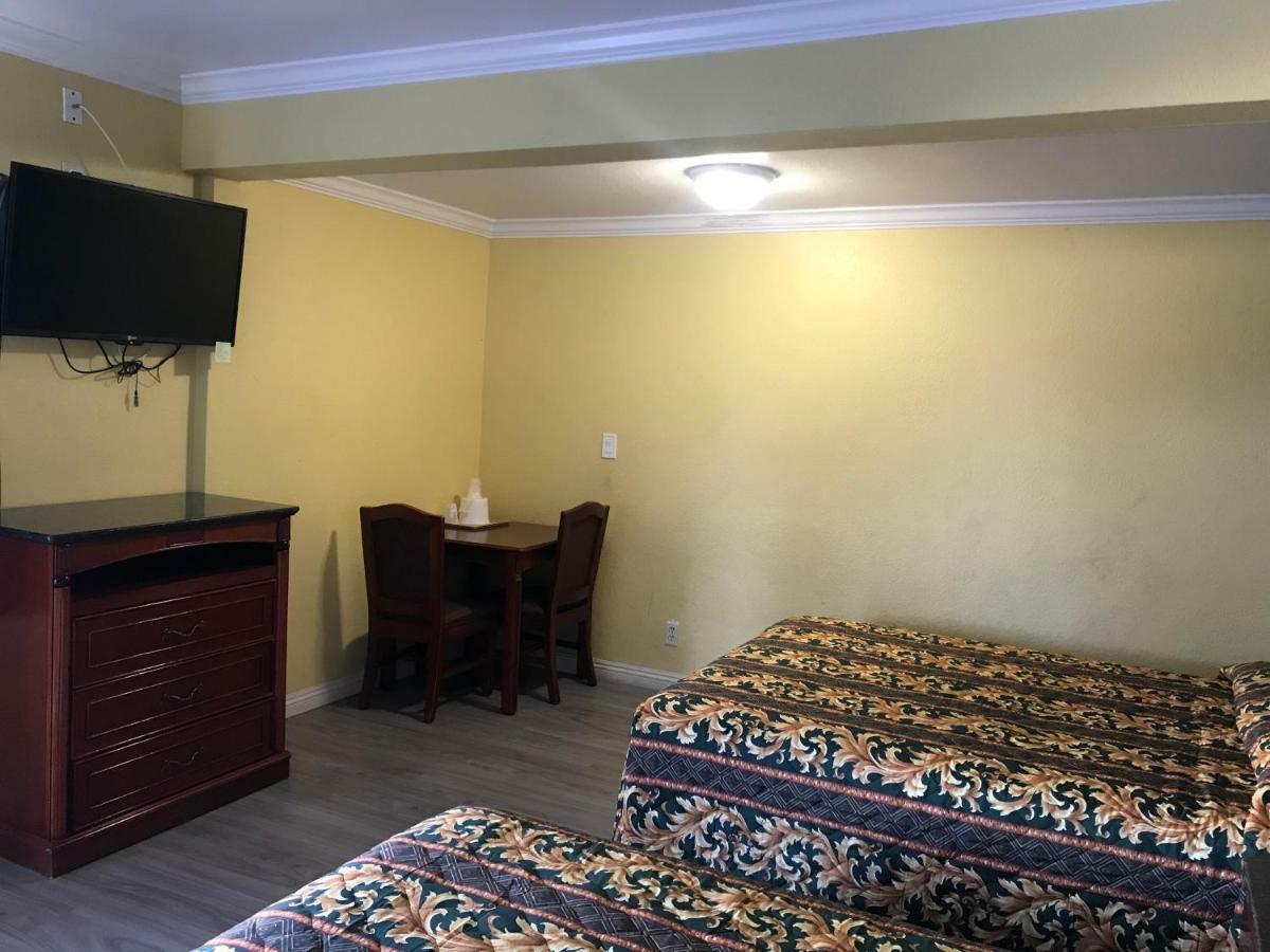 Colony Inn Motel 벨플라워 외부 사진