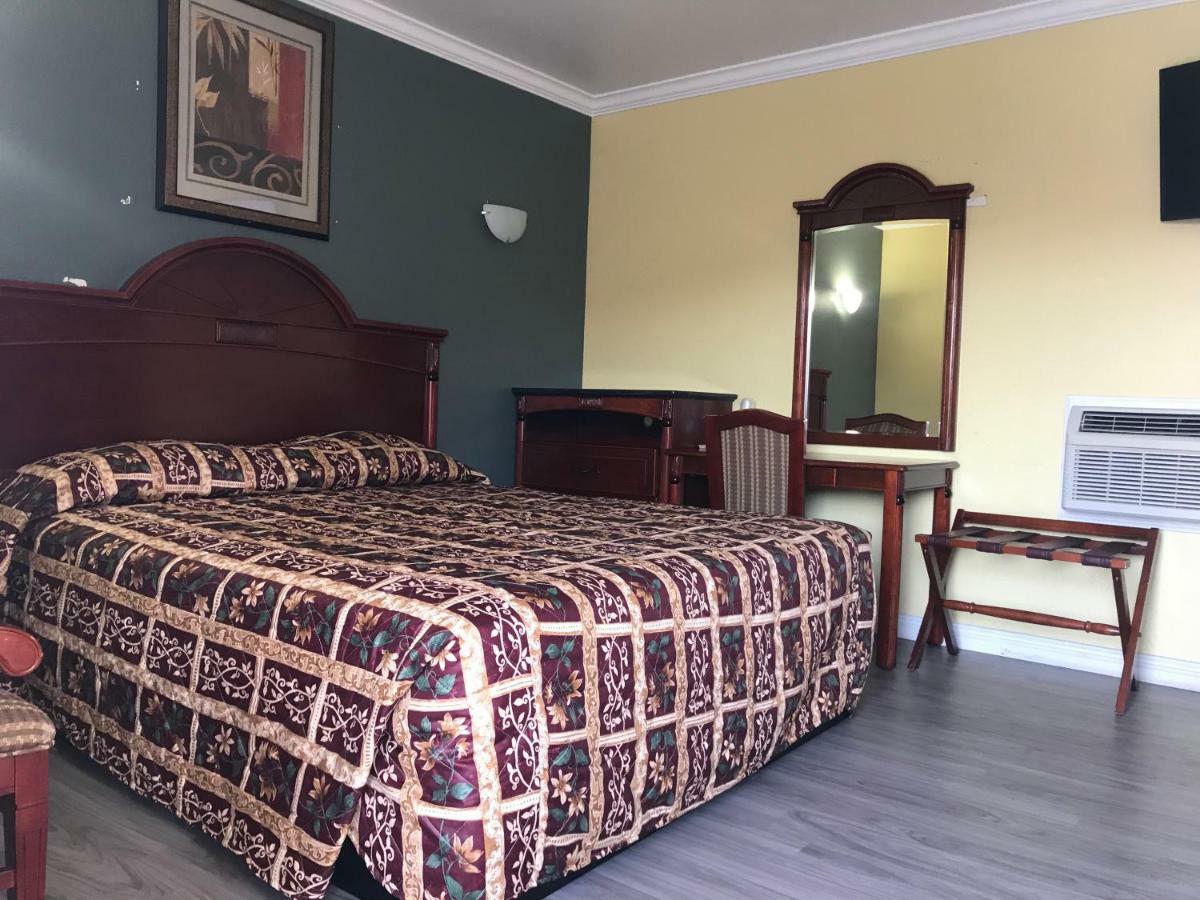 Colony Inn Motel 벨플라워 외부 사진